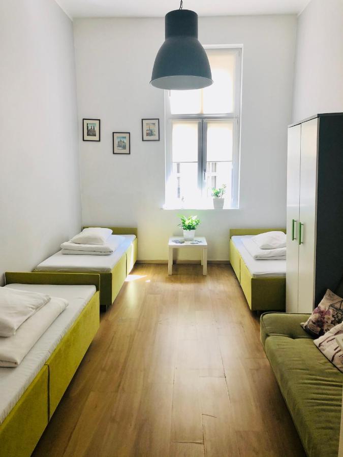 Green Hostel Poznan Bagian luar foto