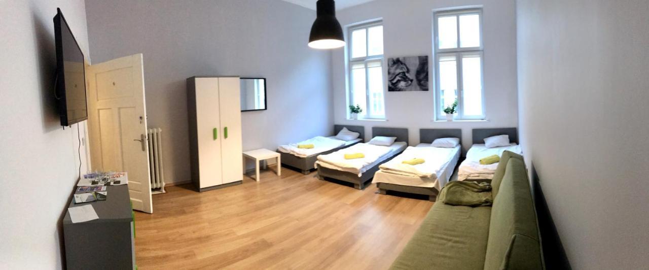 Green Hostel Poznan Bagian luar foto